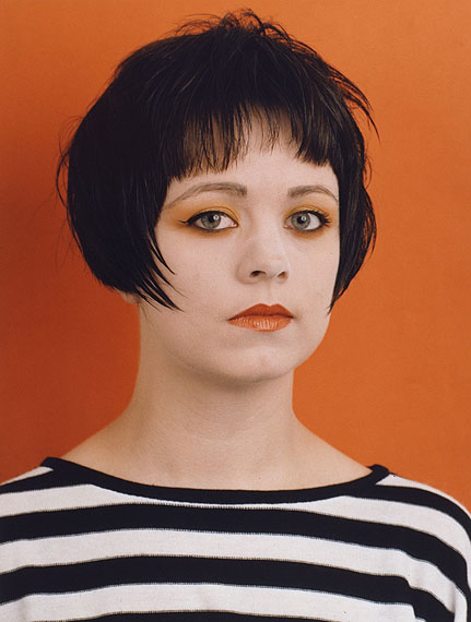 Thomas Ruff, Portrait (G. Benzenberg), 1985Museum für Kunst und Gewerbe, Portraits in Serie. Fotografien eines Jahrhunderts