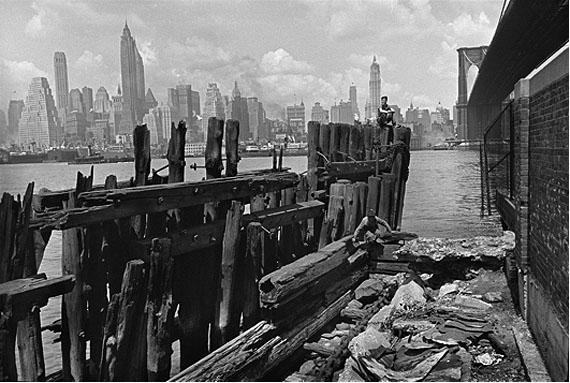 Henri Cartier-Bresson, New York City, USA, 1947, &copy; Henri Cartier-Bresson/Magnum Photos