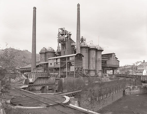 Charlottenhütte, Niederschelden, Siegerland, D 1963© 2010 Bernd and Hilla Becher / courtesy Schirmer/Mosel