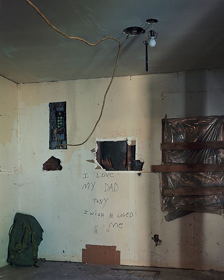 Alec Soth2007_10zL0006 (I love my Dad)2008archival pigment print177,8cm x 142,2cmCourtesy Loock Galerie, Berlin