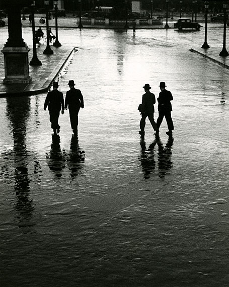 Concorde-Platz, Paris, 1928Silbergelatine-Abzug Gedruckt in den 1970er Jahren Sammlung Robert Gurbo