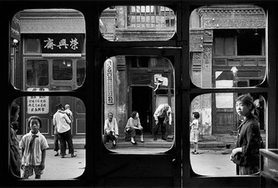 P&eacute;kin, 1965Silver gelatin print size : 20-24 inch