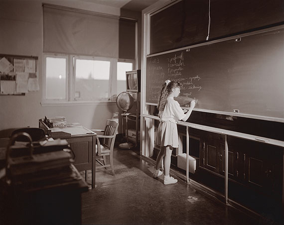 Aus der Reihe / from the series: Portraits of the Hazleton Public Schools, 1992&ndash;1994. Unterricht in Rechtschreibung, 7. Klasse | 7th Grade, Spelling Lesson, H. F. Grebey Junior High School, 1992&copy; Judith Joy Ross, courtesy Pace/MacGill Gallery, New York und Sabine Schmidt Galerie, K&ouml;ln, 2011