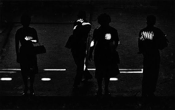 Chicago, 1961 © Kenneth Josephson, Courtesy of Gitterman Gallery
