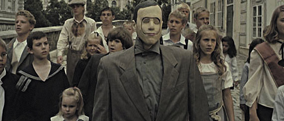Markus Schinwald, video still from Children's Crusade, DVD 2 min 30s, 35mm, Courtesy Georg Kargl Fine Arts, Wien