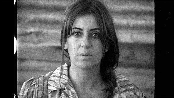 Filipa César, Memograma / Insert, 2010HD video, colour, sound, 40'16mm transferred to HD, b&w, no sound, 10'  Courtesy Sao Paulo Biennial