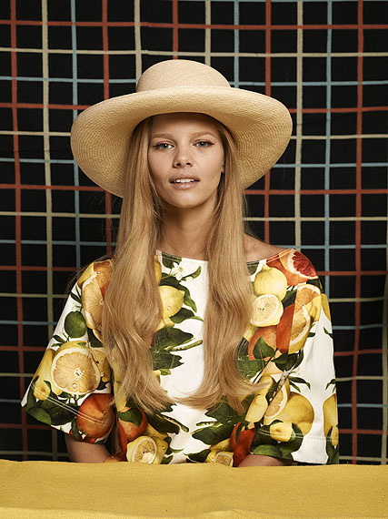 Roe Ethridge, Marloes Horst, 2011C-printCourtesy Andrew Kreps GalleryRepresented by : Andrew Kreps