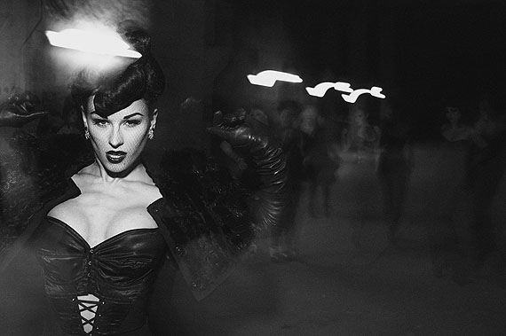 Peter LindberghEDENVOGUE GERMANYTRESOR CLUBBERLIN, GERMANY 2009© Peter Lindbergh