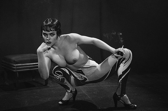 Peter LindberghNINA BURRIVOGUE GERMANYBERLIN, GERMANY 2009© Peter Lindbergh