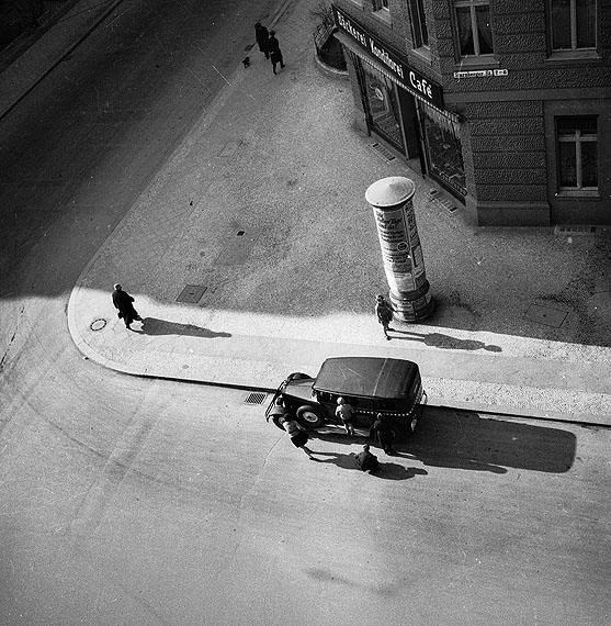 Eva Besny&ouml;, Starnberger Stra&szlig;e, Berlin 1931, &copy; Eva Besny&ouml;/Maria Austria Instituut 