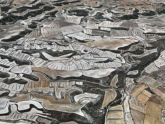 a limited edition c-print to benefit the Museum of Contemporary Canadian Art:
Edward Burtynsky
Dryland Farming #13, Monegros County, Aragon, Spain, 2010
chromogenic print
20 x 24 inches
Limited edition of 25
Copyright Edward Burtynsky, courtesy of Nicholas Metivier Gallery, Toronto