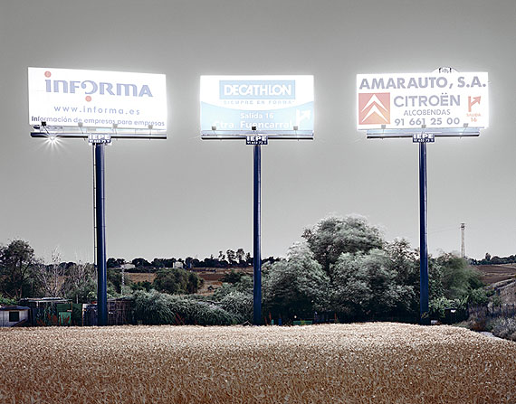IEPE, MadridC-Print auf Aluminium, hinter Glas, gerahmt 125 x 154 cm, 2007, edition of 5. &copy; Thomas Weinberger/ VG Bild-Kunst, Bonn 2011