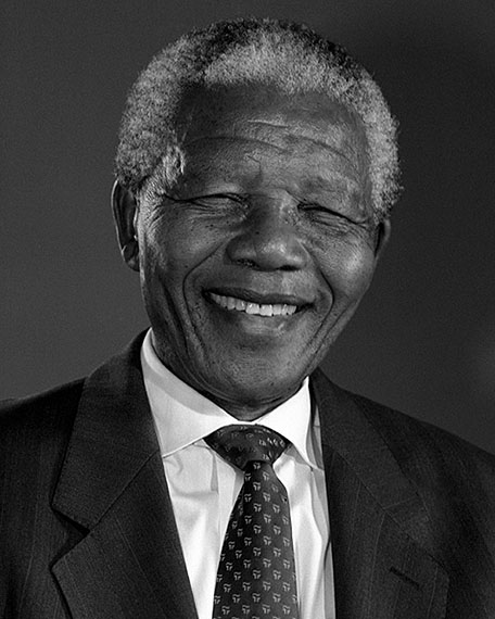 Jürgen SchadebergNelson Mandela's portrait, South Africa, 1994© Jürgen Schadeberg / Courtesy Polka Galerie.