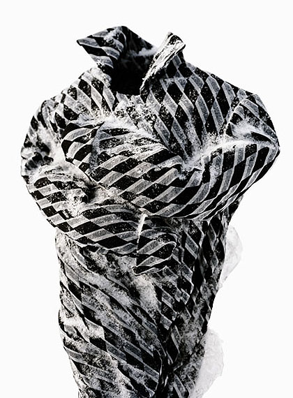 Riita P&auml;iv&auml;l&auml;inenIMAGINARY MEETING VI, 2005C-Print, Diasec125 cm x 92 cmEdition of 5 + 2 AP