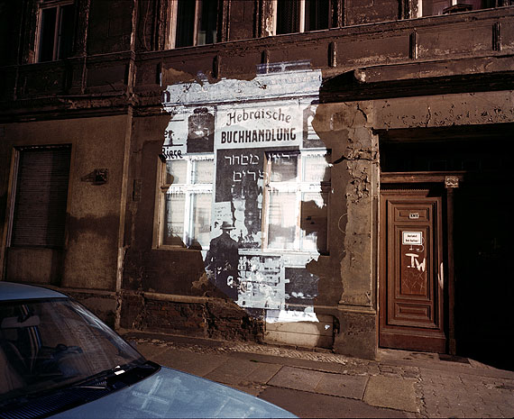 Slide Projection of former Hebrew Bookstore © Shimon Attie courtesy of the artist and Jack Shainman Gallery NY