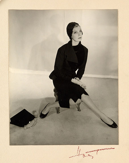lot 219: Horst P. Horst, Pauline de Rothschild, silver print, 1940s.Estimate $6,000 to $9,000. © Horst Estate