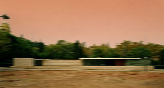 Thomas Ruffd.p.b.02, 1999C-Print185 x 285 cm© VG Bild-Kunst, Bonn 2011