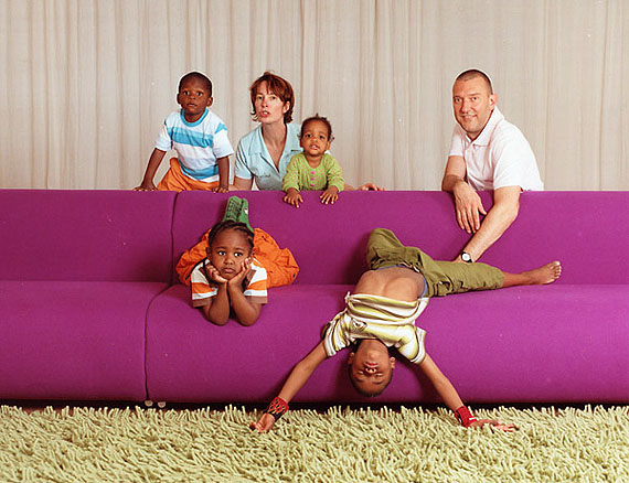 Katharina Mayer, Familie Reissner, Garbsen, 2006Courtesy of Lausberg Contemporary