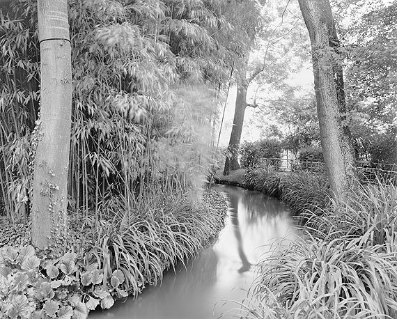 Combray (Giverny I), Frankreich (Haute-Normandie, 27 Eure) 2010
Heliogravur auf Büttenpapier
117 x 133 x 6 cm
© 2010 Elger Esser