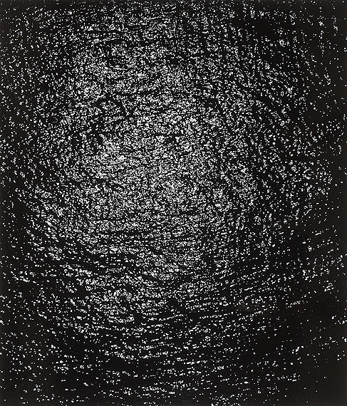 Otto Steinert, Die Sonne von Amalfi. 1963. Vintage, Gelatinesilberabzug hochglänzend.
54,4 x 48,4 cm
Schätzpreis € 8.000 – 10.000