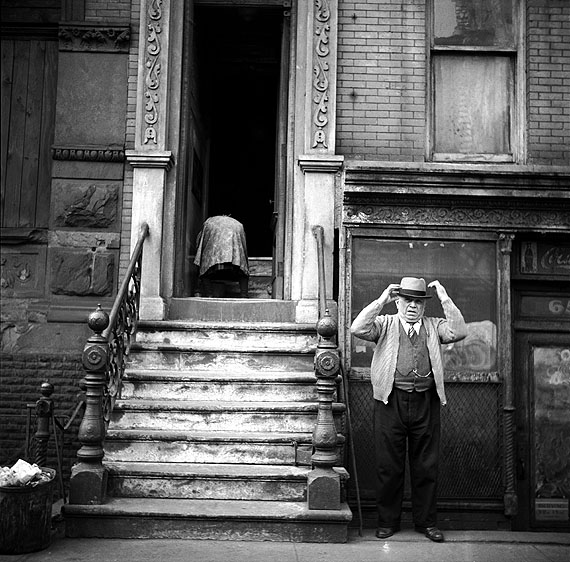 New York City. 1948. Lower East Side © Erich Hartmann/Magnum Photos