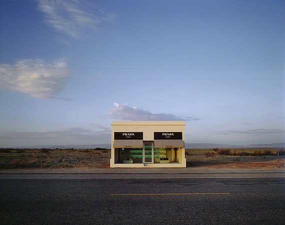 Michael Elmgreen / Ingar DragsetUntitled (Prada Marfa), 2007C-print, 160 x 204 cm&copy; Michael Elmgreen & Ingar Dragset / Courtesy Galerie Perrotin, Paris