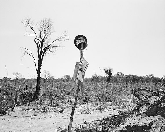 Jo Ractliffe - On the road to Cuito Cuanavale IV