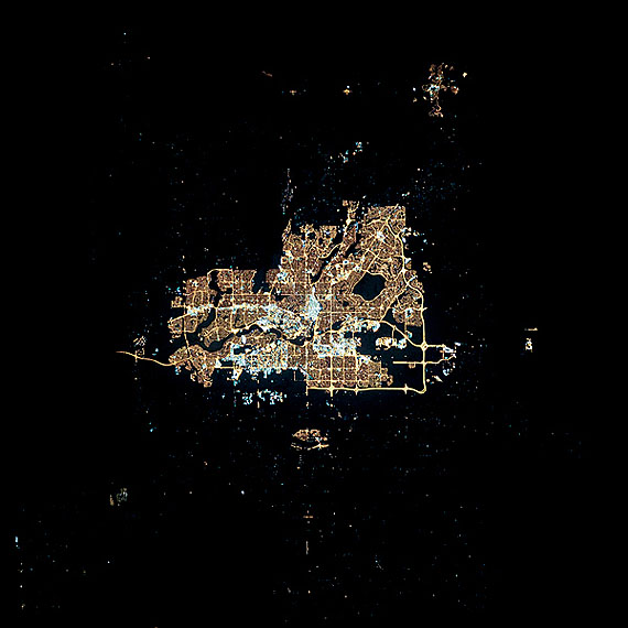 Andreas Gefeller: SV 05, 2012, 32 x 32 cm, Pigmentprint