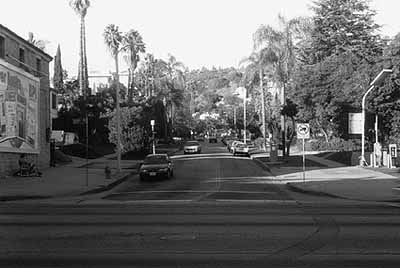 Jonathan Monk, None of the Buildings on Sunset Strip, 2002, 34 s/w Prints, 13 x 18 cm, Courtesy Revolver Verlag