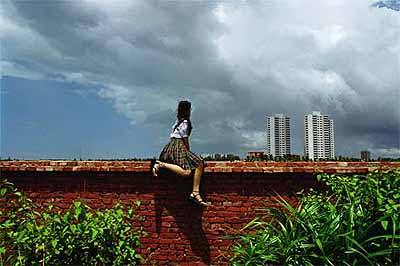 Weng Fen . Sitting on the Wall - Haikou 2