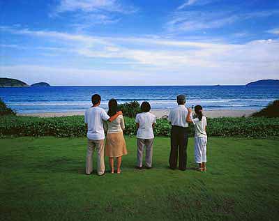 Weng Peijun (Weng Fen)
Staring at the Sea (3)
Color photograph, 2003
150 x 200cm, edition of 4
125 x 165 cm, edition of 10
100 x 80 cm, edition of 10
