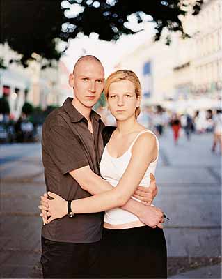 Zoltán Jókay, o. T., aus: ERWACHSEN WERDEN, München 2003, c-print, 40 x 50 cm