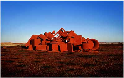 ROSEMARY LAING: One Dozen Unnatural Disasters in the Australian Landscape, Burning Ayer #1, 2003
C-print, mounted and framed, 85 x 135,7 cm, Ed. 8 (courtesy:Galerie Conrads, Düsseldorf)