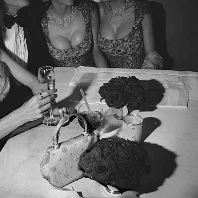 Larry Fink, Hugh Heffner, Oscar Party, Hollywood, CA, March 2002. Copyright the artist, courtesy of the Stephen Cohen Gallery