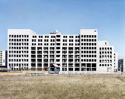 Christian Wolter: Shopping-Center Landsberger Arkaden Berlin, 2005. C-Print, 48,8 x 39 cm