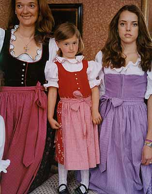 Tina Barney,
The Dirndls, 2004
Chromogenic color print
© Janet Borden, Inc., NY
