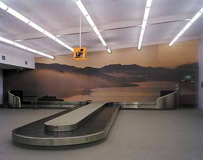 Simon Cuthbert
Coming Home 2005
Courtesy of Despard Gallery, Hobart