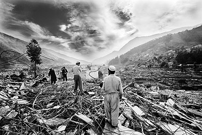 Shahidul Alam (Kashmir Earthquake)