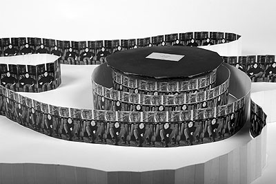 Ken Ohara: aus der Serie 24 Hours, 1972.1440x je 5x3,8 cm© Ken Ohara