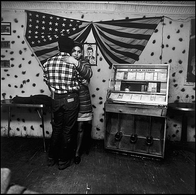 Bruce Davidson, USA. New York City, East 100th Street, 1966, © Der Künstler/The artist, Magnum Photos