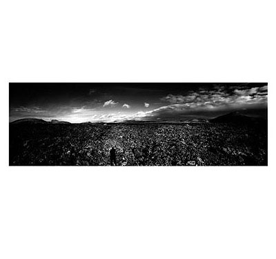 Timanfaya III, 2003 Piezo-Pigment-Print/ Diasec/ Objektrahmen 12 x 37 cm (Rahmen 40 x 60 cm)