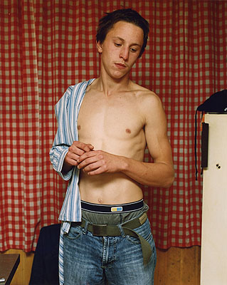 Land.Jugend series. 2004. Courtesy White Space Gallery. © Paul Kranzler