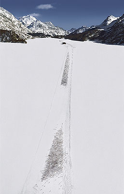 Andreas Gursky  Engadin II 2006 C-Print 307 x 205 cm © Andreas Gursky / VG Bild-Kunst, Bonn 2007Courtesy Monika Sprüth / Philomene Magers