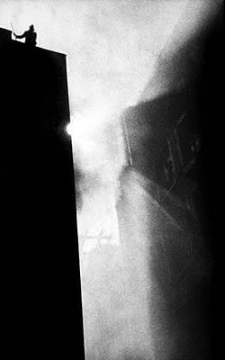 Kenneth van Sickle, Rooftop Fireman, 1958