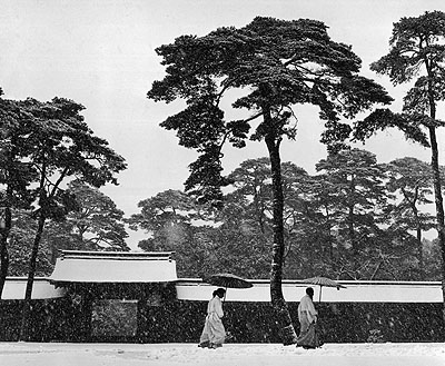 Werner Bischof, Tokyo, 1951. © Magnum Photos