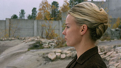Salla Tykkä, Zoo, 2006, 35 mm film still. Courtesy of the artist / Yvon Lambert Gallery, New York