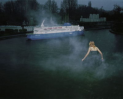 Julia Fullerton-Batten, P&O, 2005, Courtesy Galerie Caprice Horn