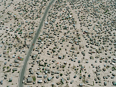 Zwelethu Mthethwa, Real State, 2005-2006, photographyJack Shainman Gallery (NY) & Galería Oliva Arauna (Mad)