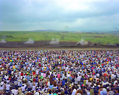 Untitled, Gotemba, 2002© Hiromi Tsuchida courtesy Studio Equis