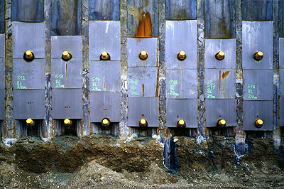 Ulrich HenselDüsseldorf, Holzstraße, I, 2004C-Print, DiasecFramed/gerahmt: 208 x 295 cmEdition 4/6